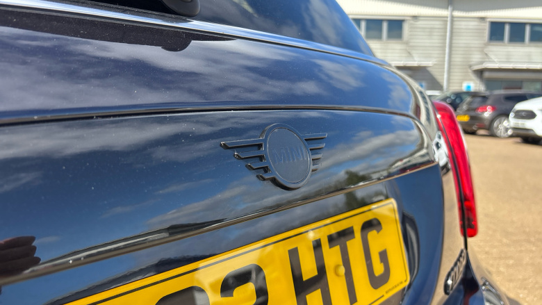 MINI Hatchback 1.5 Cooper Sport 3dr Auto Petrol Hatchback